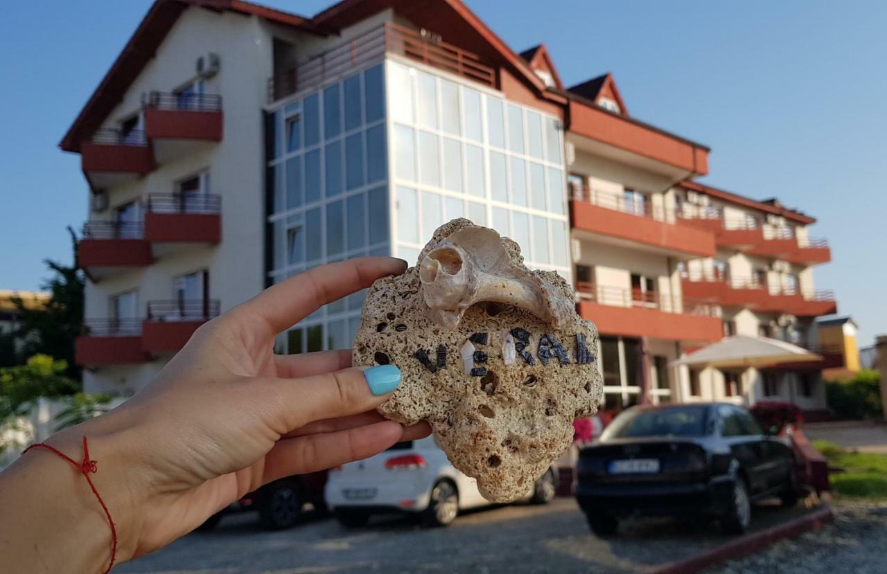 Veral Vedere La Mare 科斯蒂内什蒂 外观 照片